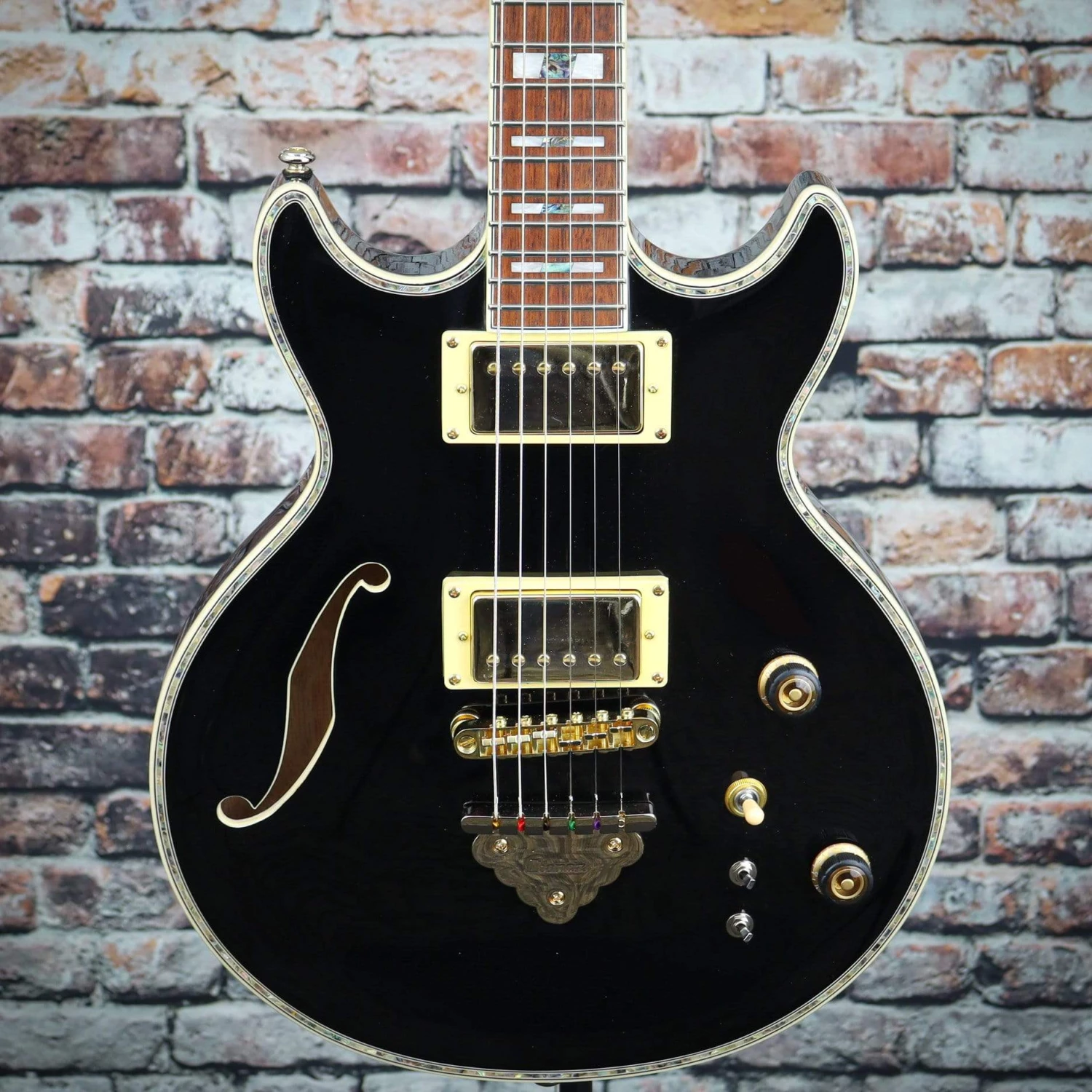 Ibanez AR520H Semi-Hollow Guitar | Black 3 Ibanez AR520H Semi-Hollow Guitar | Black