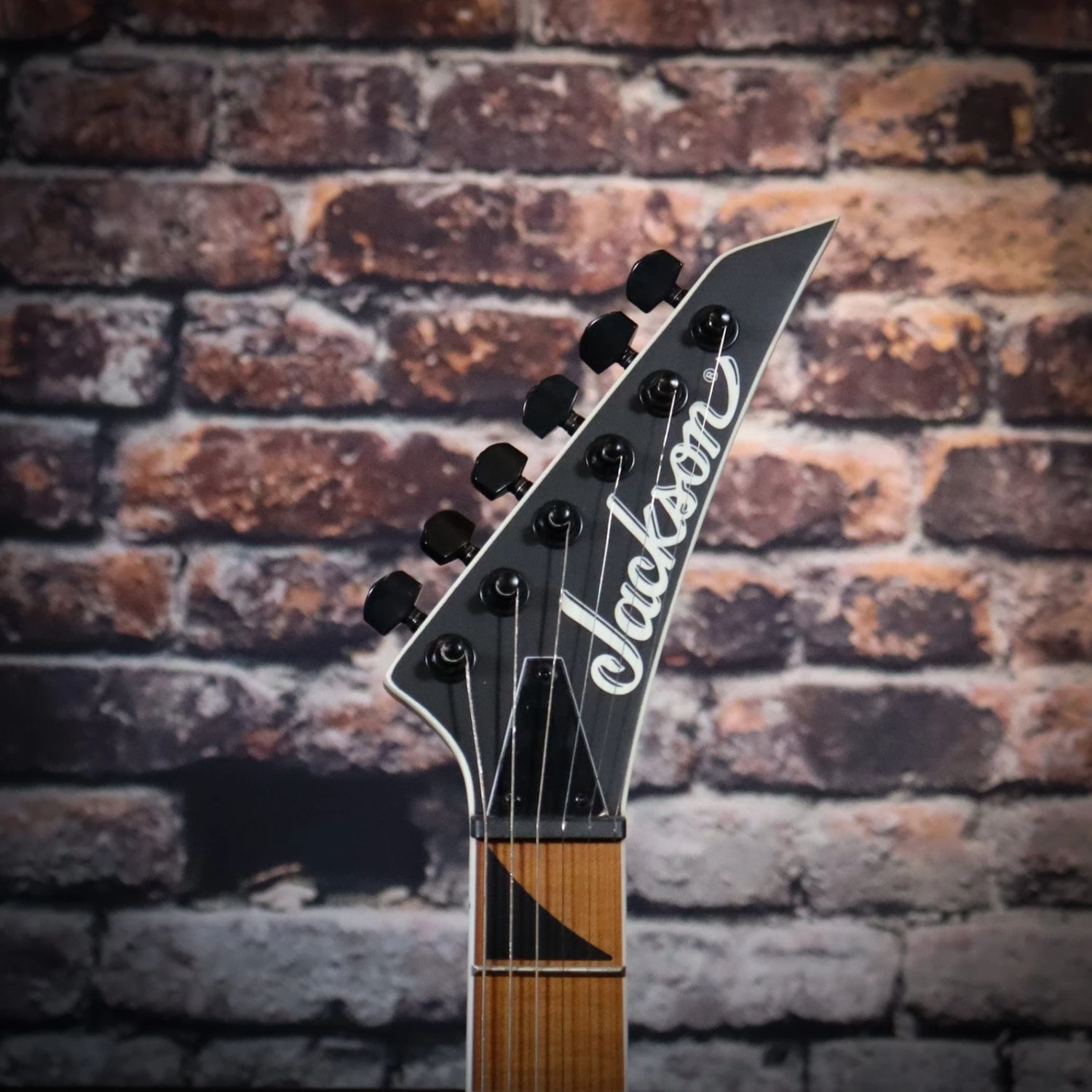 Jackson JS Series Dinky Arch Top Electric Guitar | Caramelized Maple - Black Stain 8 Jackson JS Series Dinky Arch Top Electric Guitar | Caramelized Maple - Black Stain