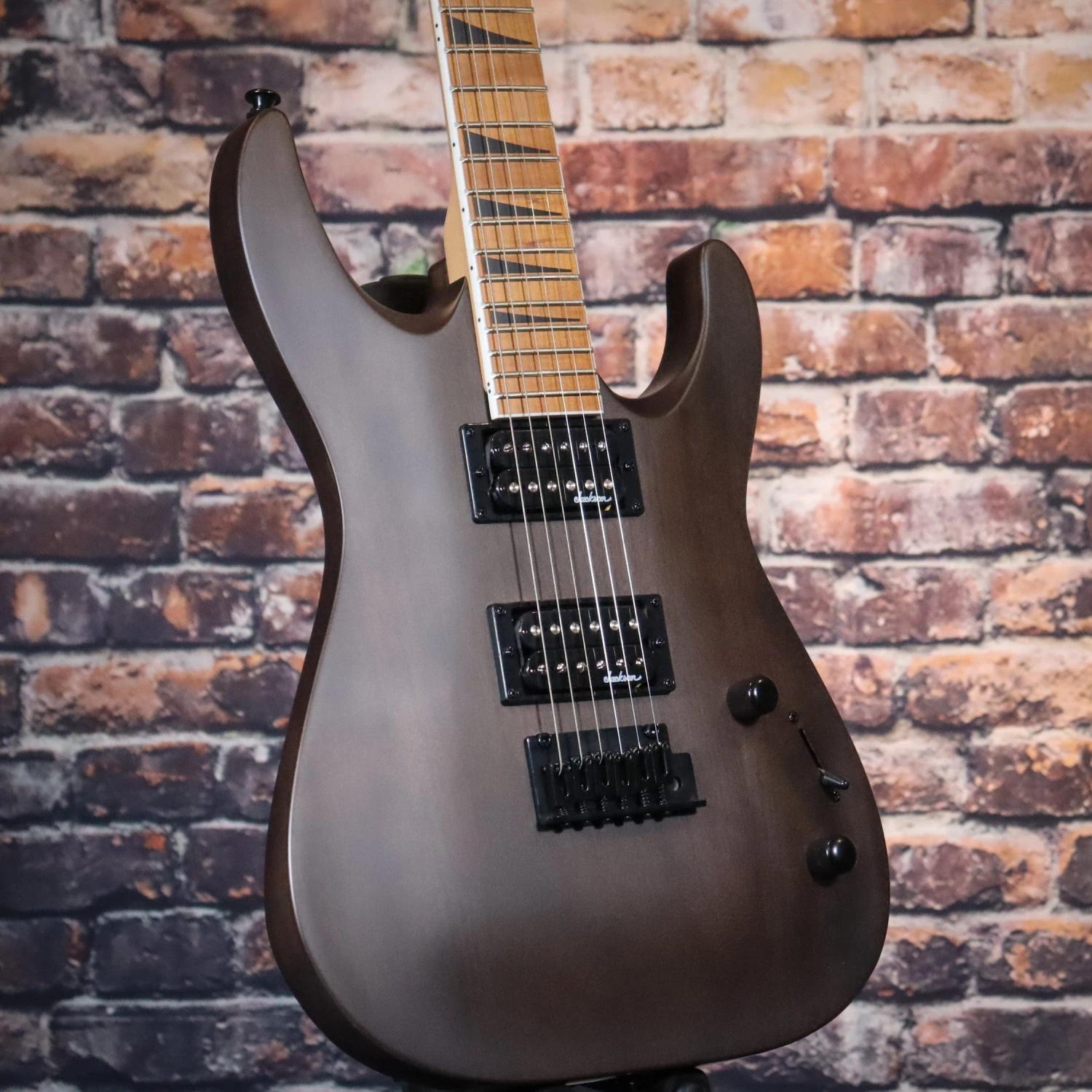 Jackson JS Series Dinky Arch Top Electric Guitar | Caramelized Maple - Black Stain 3 Jackson JS Series Dinky Arch Top Electric Guitar | Caramelized Maple - Black Stain