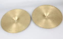 Meinl 15" Byzance Traditional Medium Hi-Hats | B15MH Cymbals