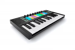 Focusrite Novation Launchkey Mini MK3 25-Key
