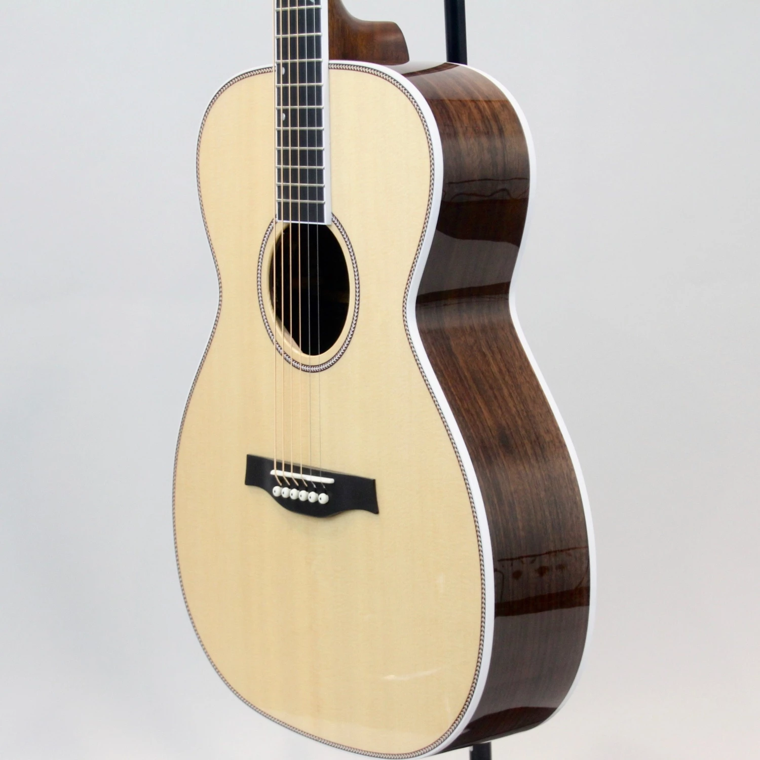 Seagull Artist Studio Concert Hall EQ Acoustic Guitar 6 Seagull Artist Studio Concert Hall EQ Acoustic Guitar