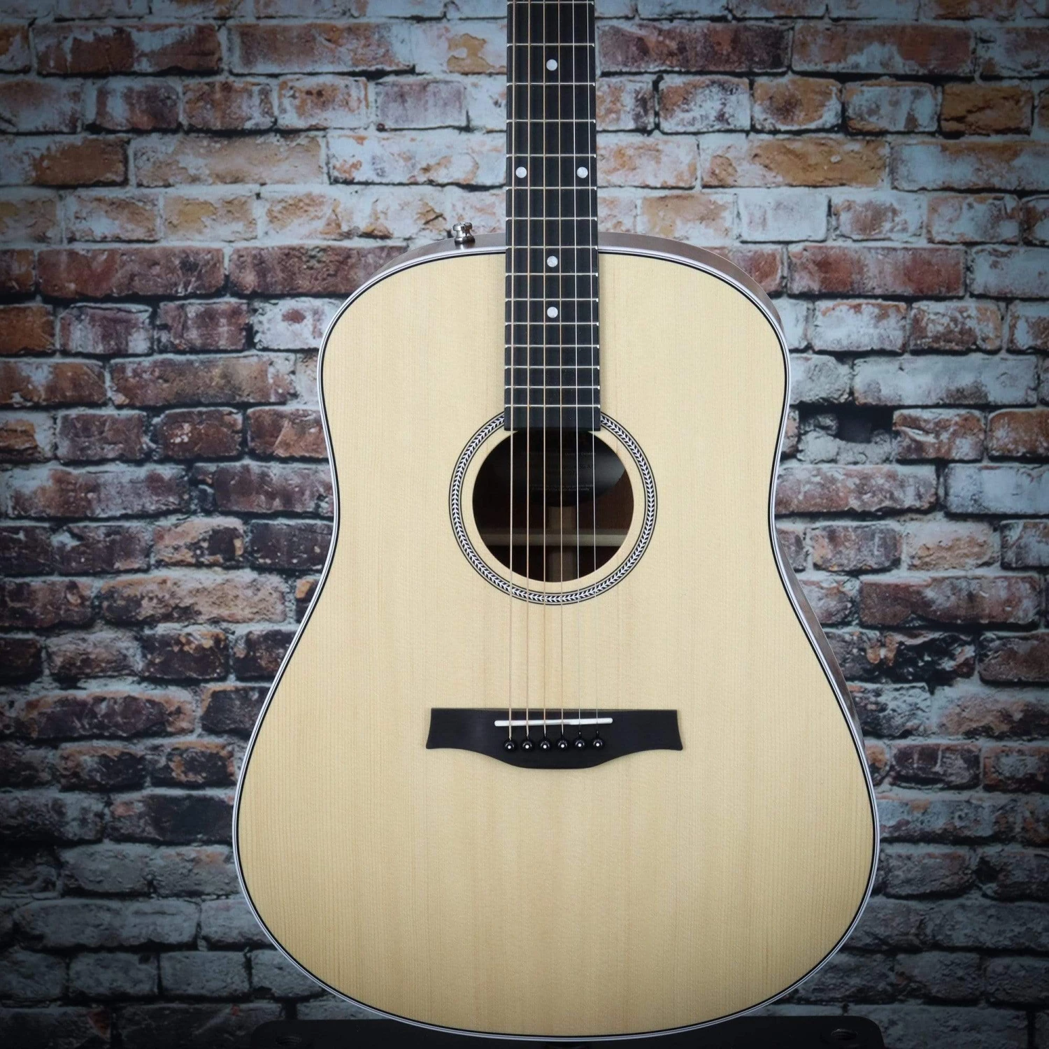 Seagull Maritime SWS Natural A/E Guitar 2 Seagull Maritime SWS Natural A/E Guitar