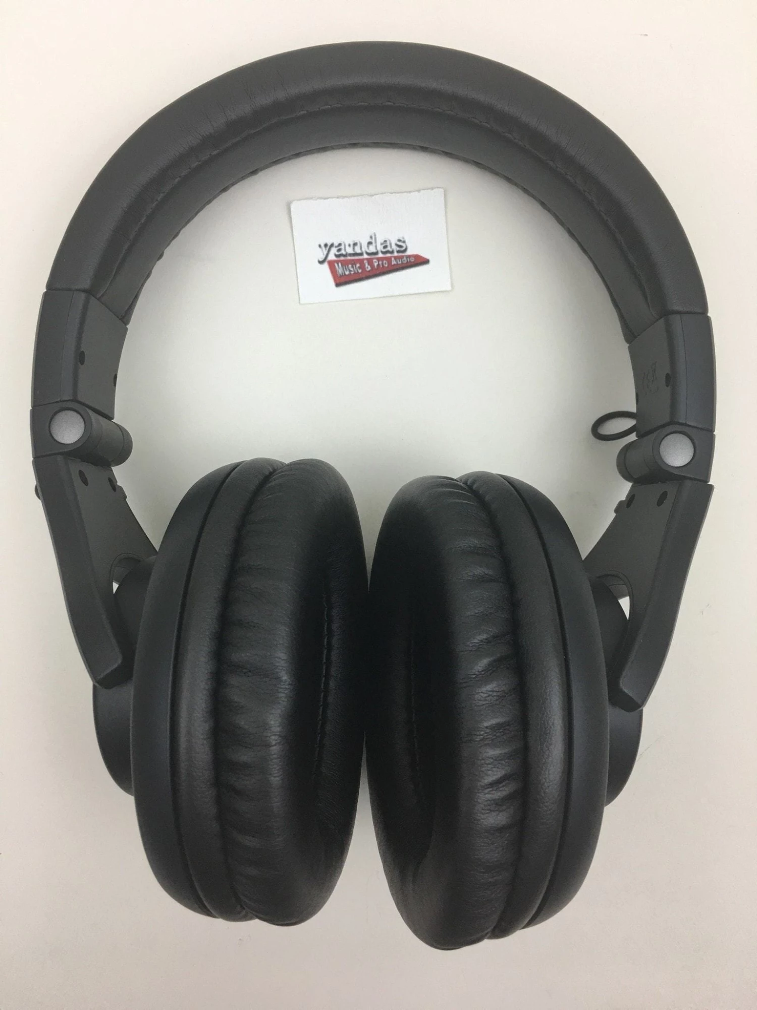 Shure SRH440 Professional Studio Headphones 7 Shure SRH440 Professional Studio Headphones