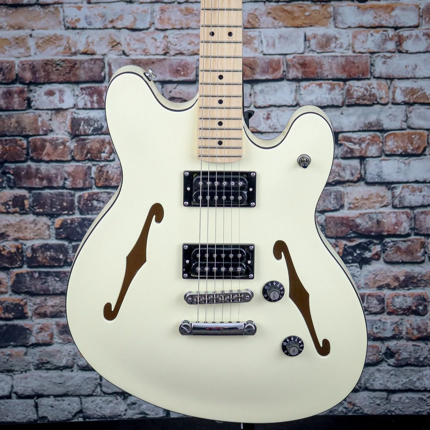Squier Affinity Starcaster | Olympic White Guitar 3 Squier Affinity Starcaster | Olympic White Guitar