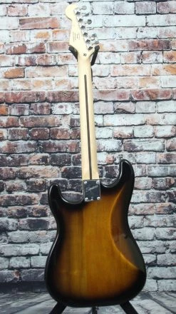Guitar Squier Bullet Strat HT