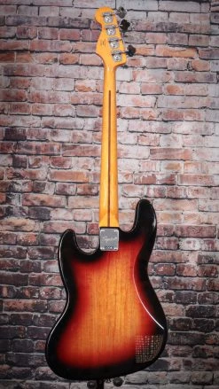 Squier Classic Vibe '60s Jazz Bass | 3-Tone Sunburst Guitar