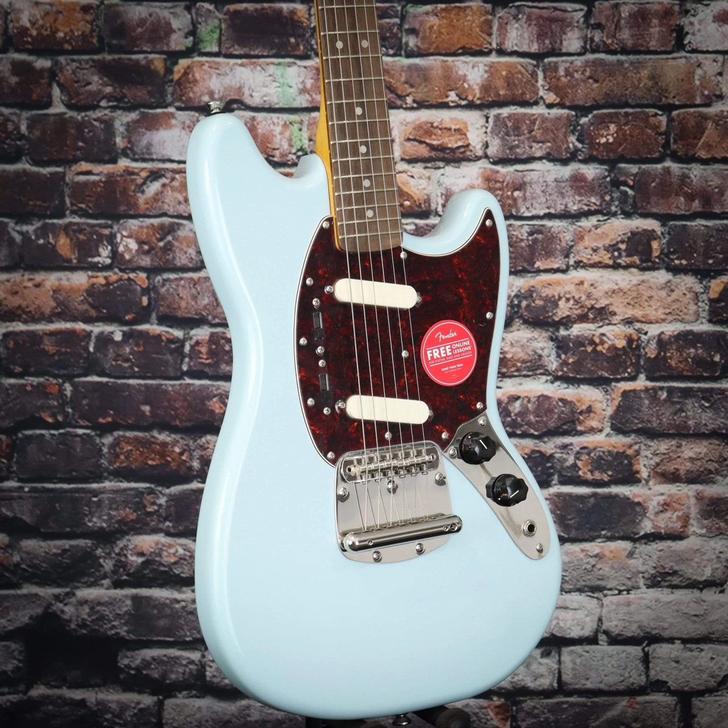 Squier Classic Vibe '60s Mustang | Sonic Blue 4 Squier Classic Vibe '60s Mustang | Sonic Blue