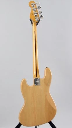 Squier Classic Vibe '70s Jazz Bass | Natural Guitar