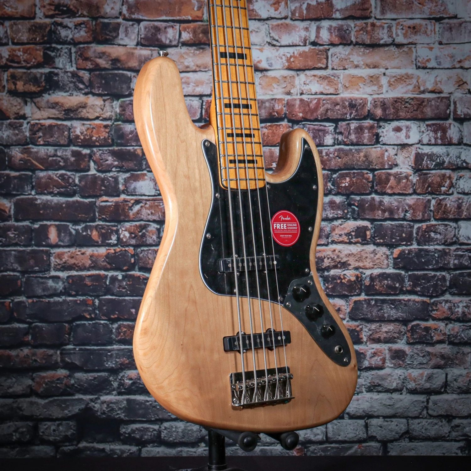 Squier Classic Vibe '70s Jazz Bass V | Natural 3 Squier Classic Vibe '70s Jazz Bass V | Natural