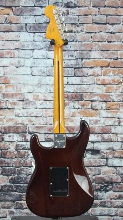 Squier Classic Vibe '70s Stratocaster HSS | Walnut