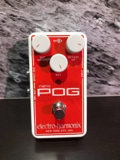 Electro Harmonix Nano Pog Polyphonic Octave Pedal
