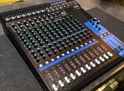 Mixing Consoles Yamaha MG16 16-Channel Pro Audio Mixing Console