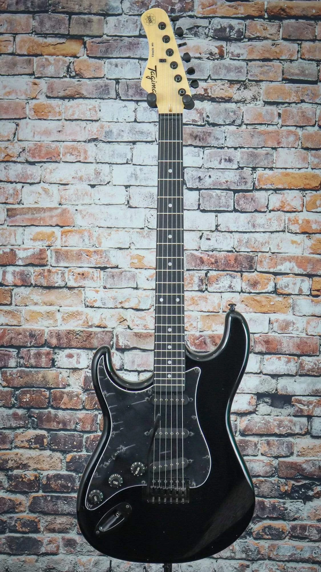 Tagima TG-500 Left Handed Electric Guitar | Gloss Black 4 Tagima TG-500 Left Handed Electric Guitar | Gloss Black