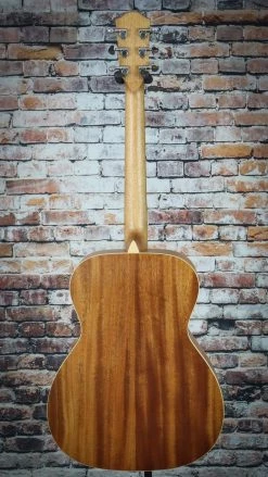 Teton Grand Concert Acoustic Guitar | Spruce/Mahogany