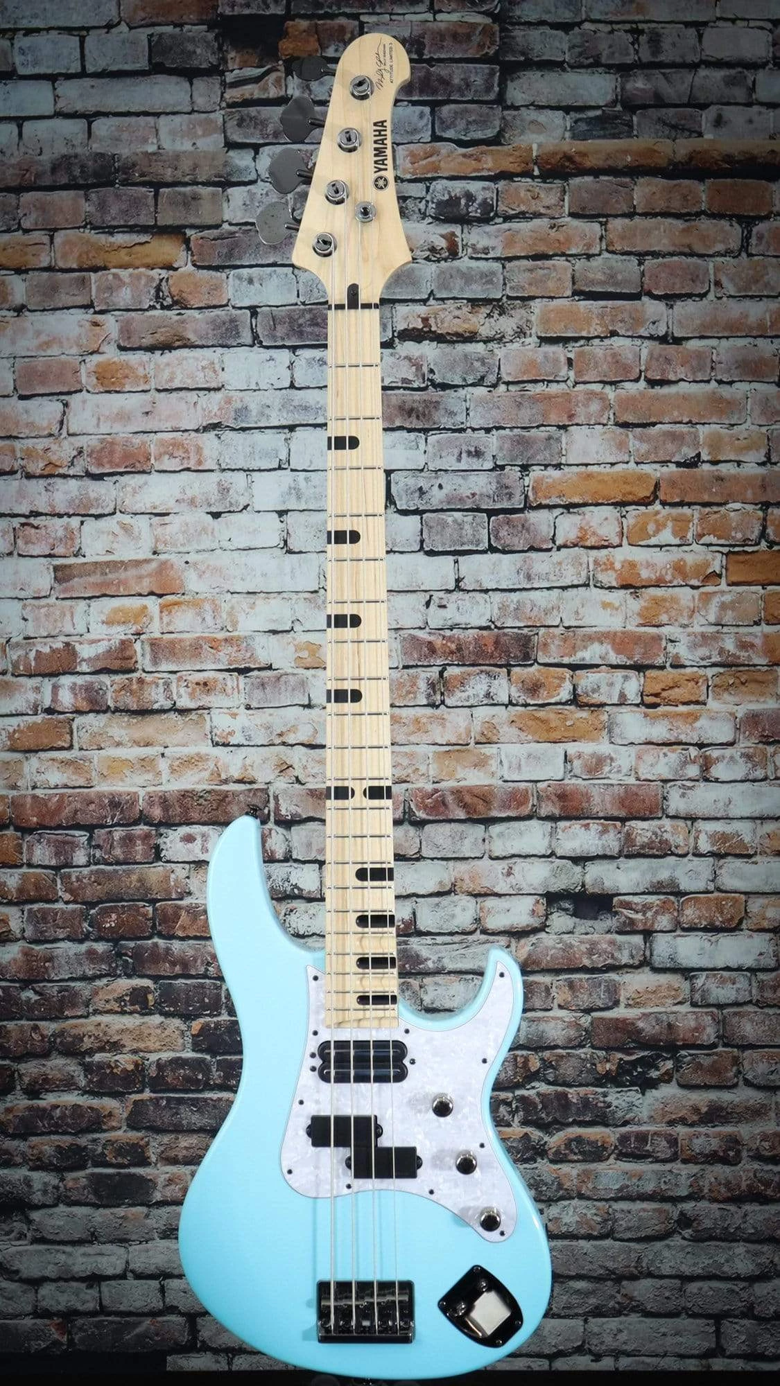 Guitar Yamaha Billy Sheehan Attitude Limited 3 | Sonic Blue 4 Guitar Yamaha Billy Sheehan Attitude Limited 3 | Sonic Blue