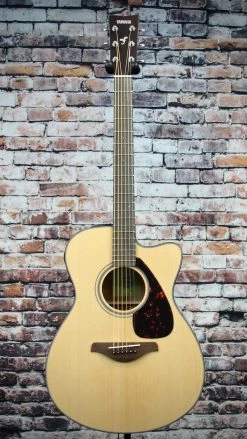 Yamaha FSX800C Natural Acoustic-Electric Guitar | Natural Spruce