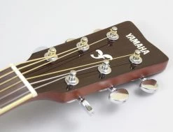 Yamaha FSX820C Small Body Acoustic Electric Guitar