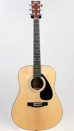 Yamaha Gigmaker Deluxe Acoustic Guitar Pack