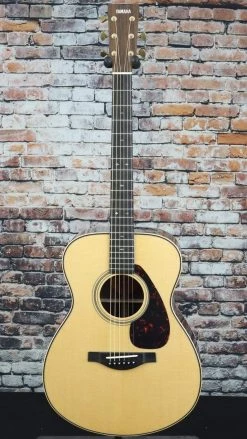 Yamaha LS26 ARE Acoustic Guitar | With Case