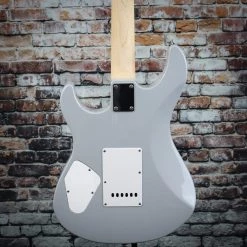 YAMAHA PACIFICA ELECTRIC GUITAR MAPLE FINGERBOARD - GRAY