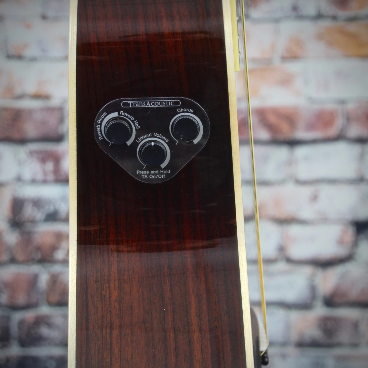 Yamaha TransAcoustic LL-TA Acoustic-Electric Guitar | Vintage Natural 11 Yamaha TransAcoustic LL-TA Acoustic-Electric Guitar | Vintage Natural